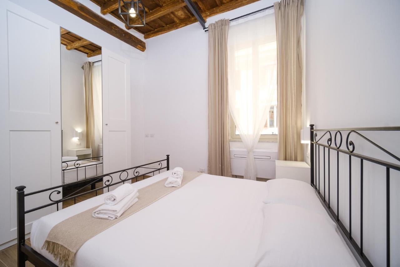 Vatican Elvira Apartment *